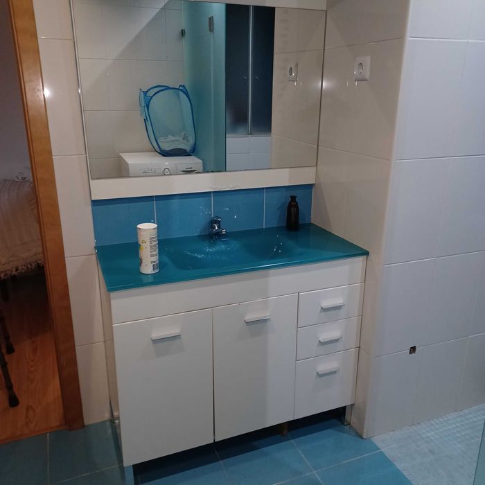 Quarto próximo da faculdade de desporto de Coimbra. Single ou duplo.