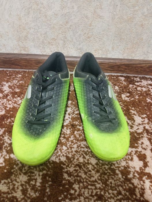 оригинальные футзалки Fila 42-43p