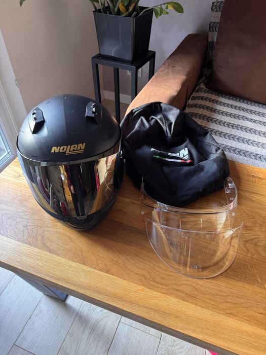 Шолом NOLAN матовий S