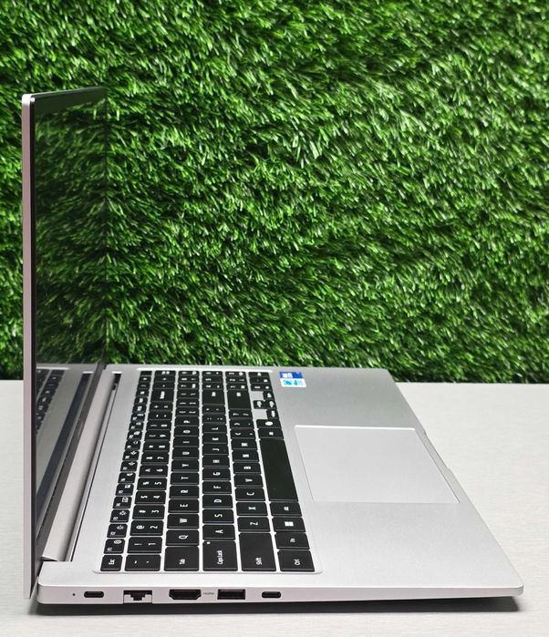 Samsung Galaxy Book4 /Intel 7 150U / 16GB / 512GB /АКБ - 0% / 2025 год