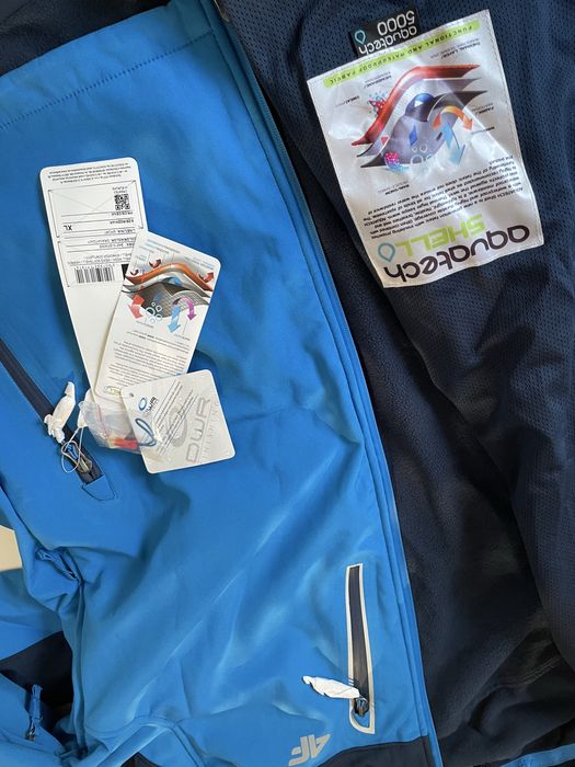 Nowa kurtka przeciwdeszczowa 4F Aquatech Shell 5000, rozmiar XL