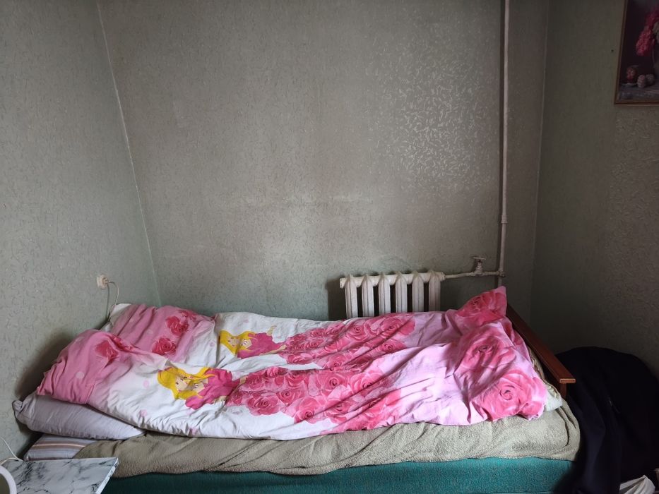 Сдам квартиру 2х комнатну(со светом)