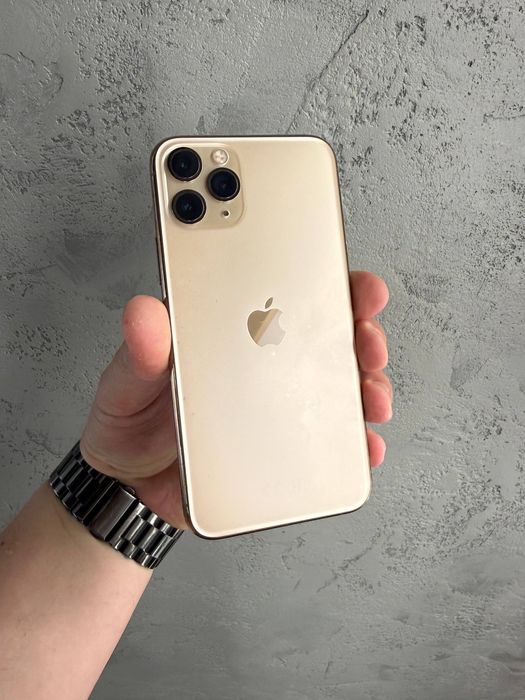 Продам iPhone 11 Pro 64 GB Gold