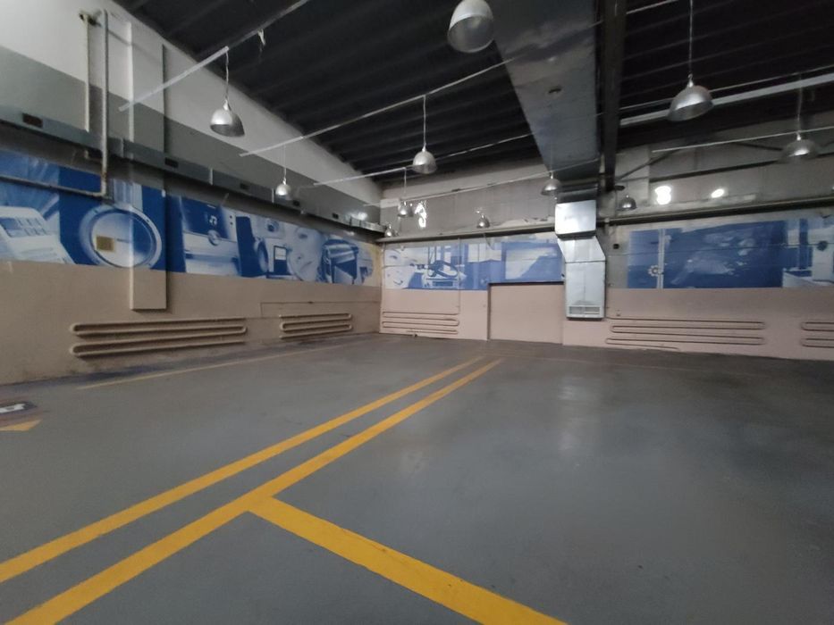 Оренда приміщення 935м2 перший поверх