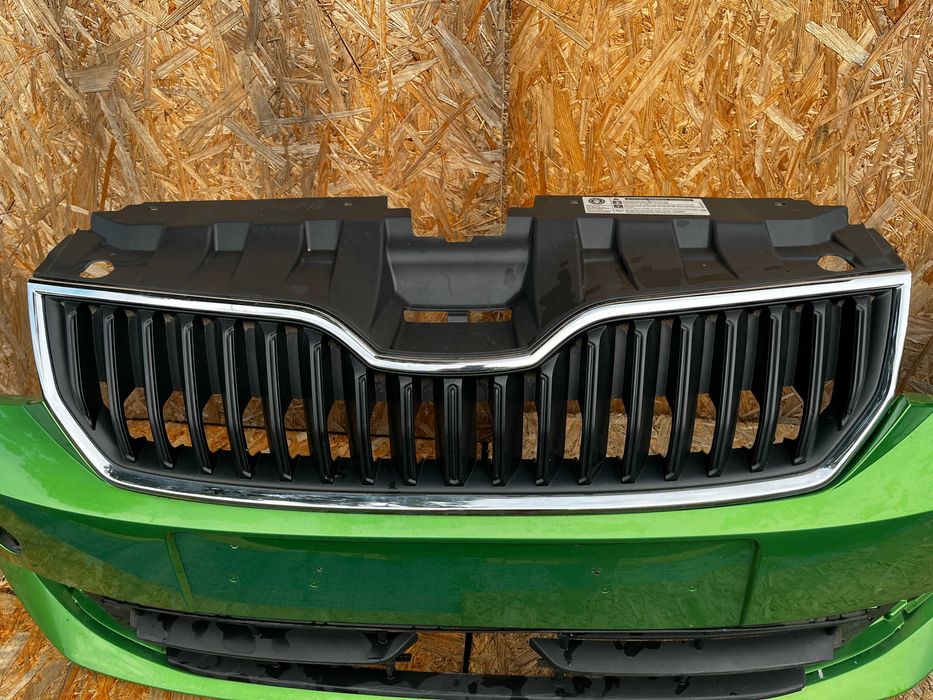 Zderzak Grill Skoda Fabia 3 III