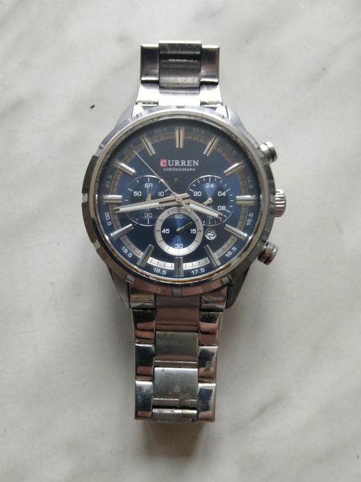 Часы наручные мужские и женские.