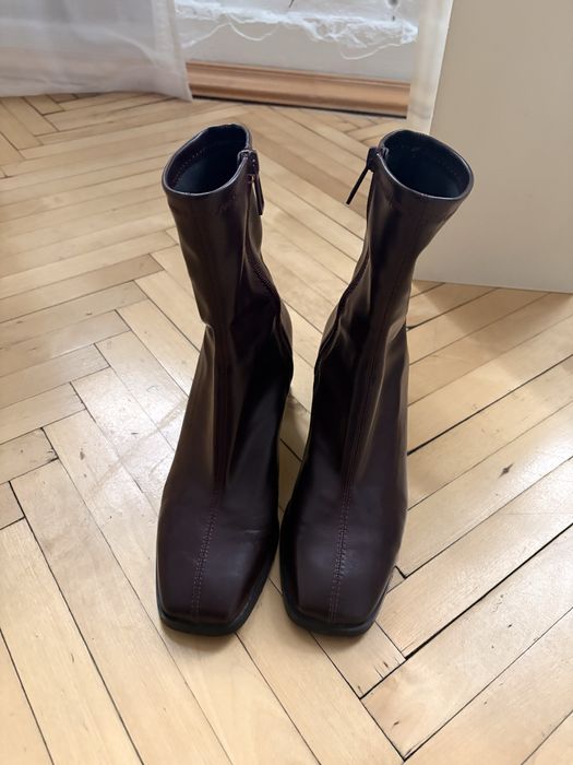 Черевички Stradivarius, 38 розмір темно вишневого кольору