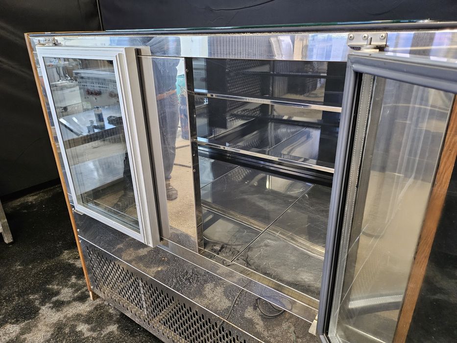 Vitrine refrigerada como nova