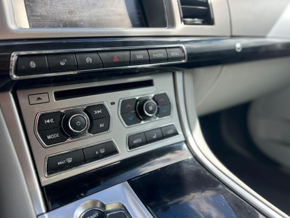 Jaguar XF Sportbrake 2.2 D Luxury