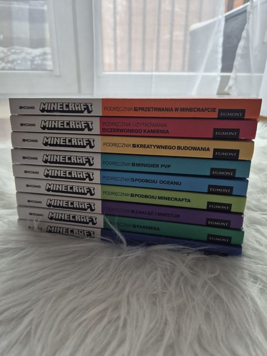 Minecraft - komplet 9 podręczników, poradników do gry