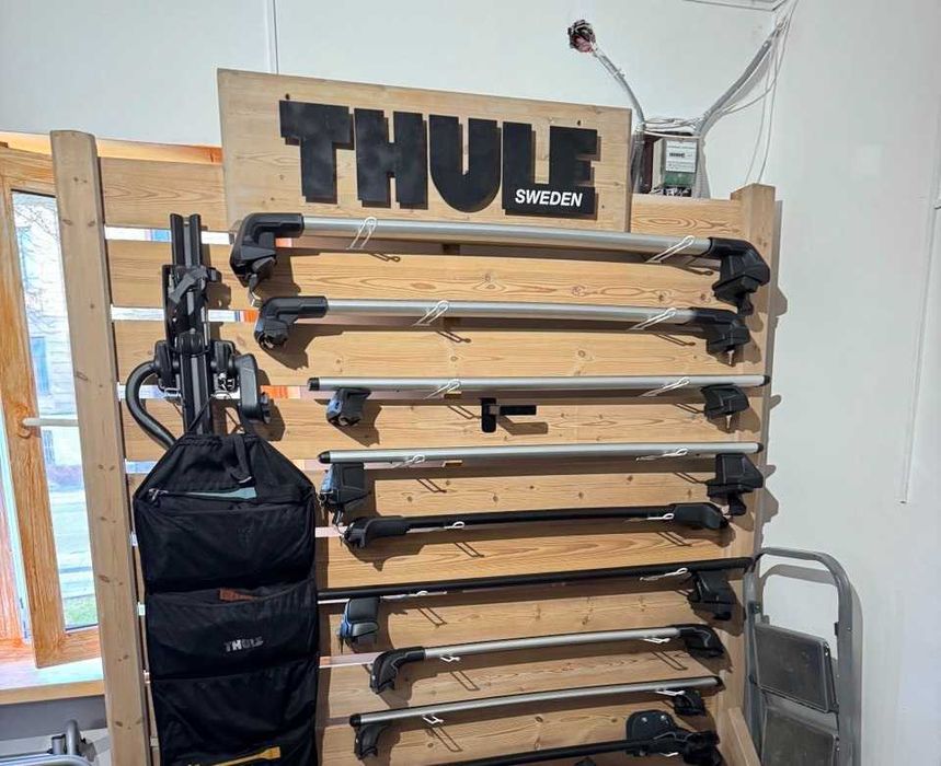 Thule багажник на крышу дах авто Edge Wingbar Evo невиступаючі рейлінг