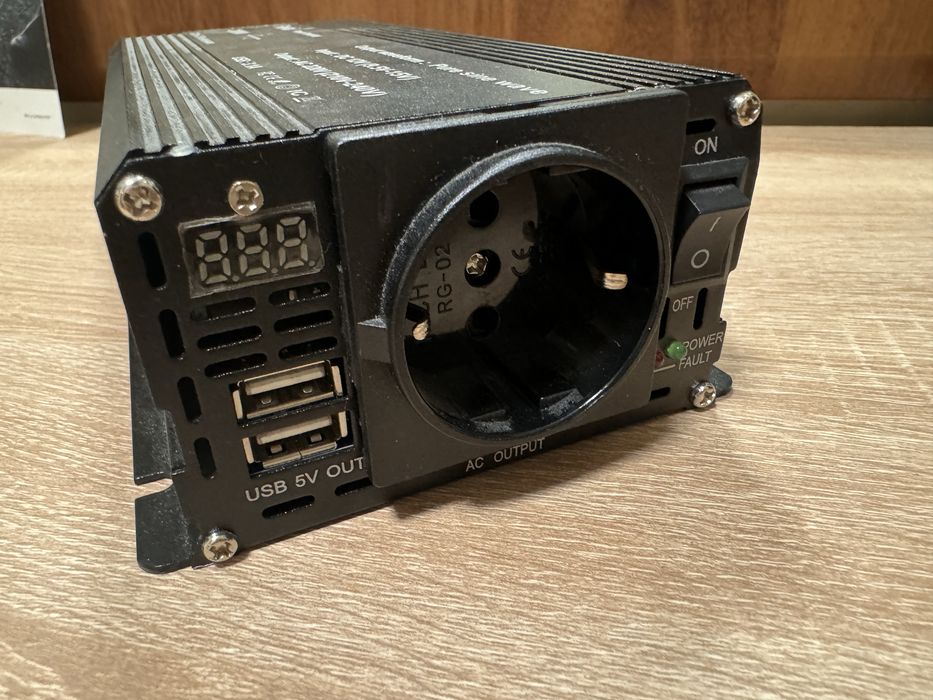 Інвертор Foval 2200W 12V-220V з чистою синусоїдою та USB