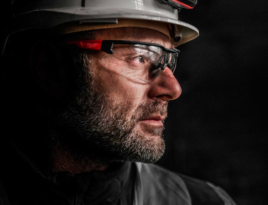 Окуляри захисні Milwaukee з покриттям AS/AF