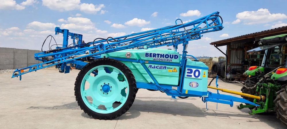 Opryskiwacz Berthoud Racer nie Hardi Rau Amazone Pilmet Krukowiak Lemken Kuhn