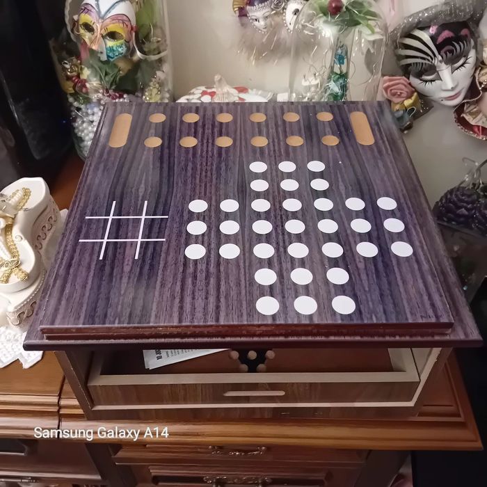 Tabuleiro  de jogos  10