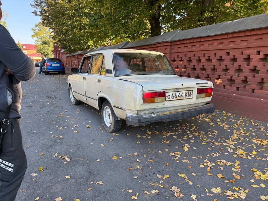 Продам авто ваз 2107