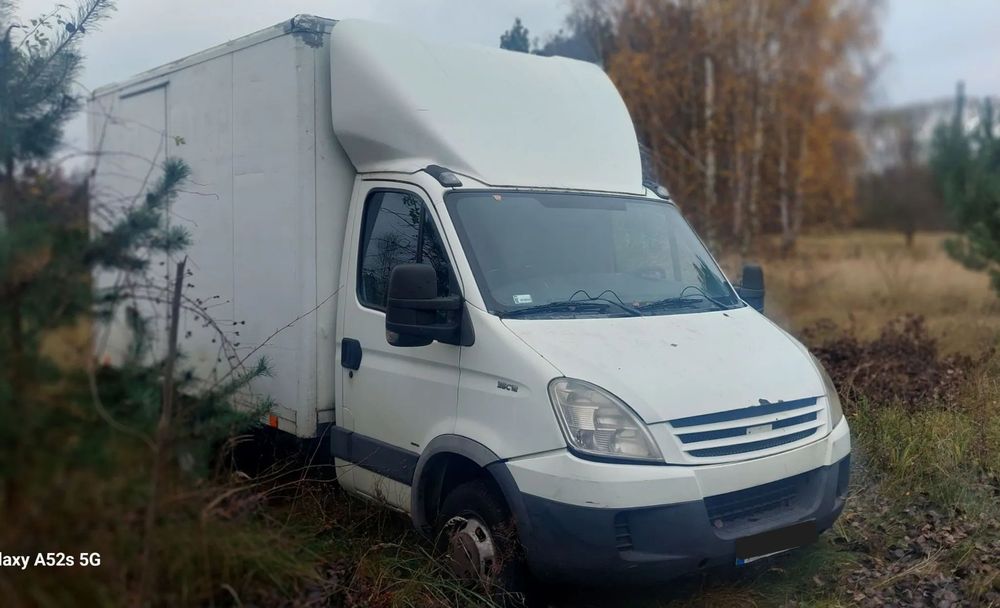 Iveco DAILY  Iveco Daily 2007, 2,3 kontener + winda