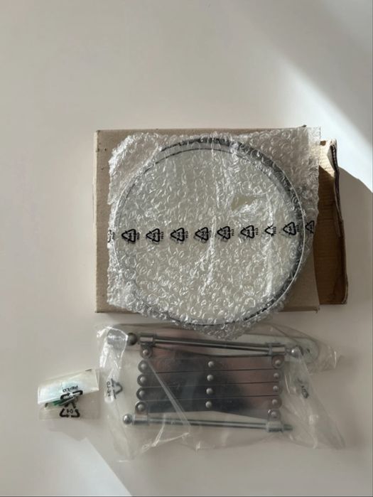 Espelho pequeno para fixar na parede64586012237443120