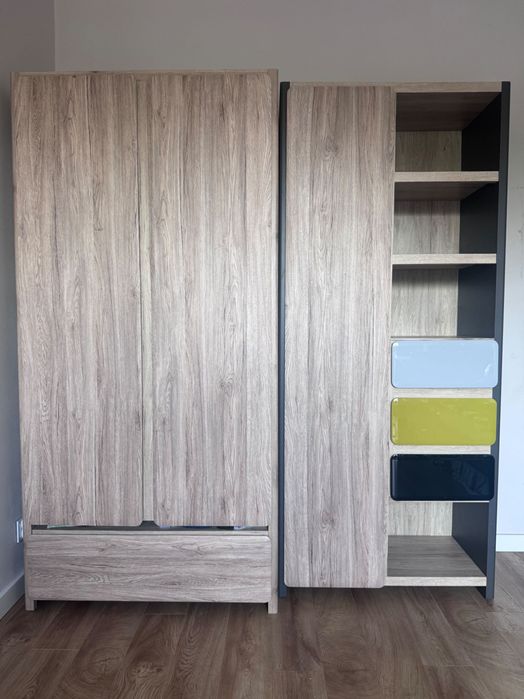 Komplet mebli biurko szafa 2 słupki