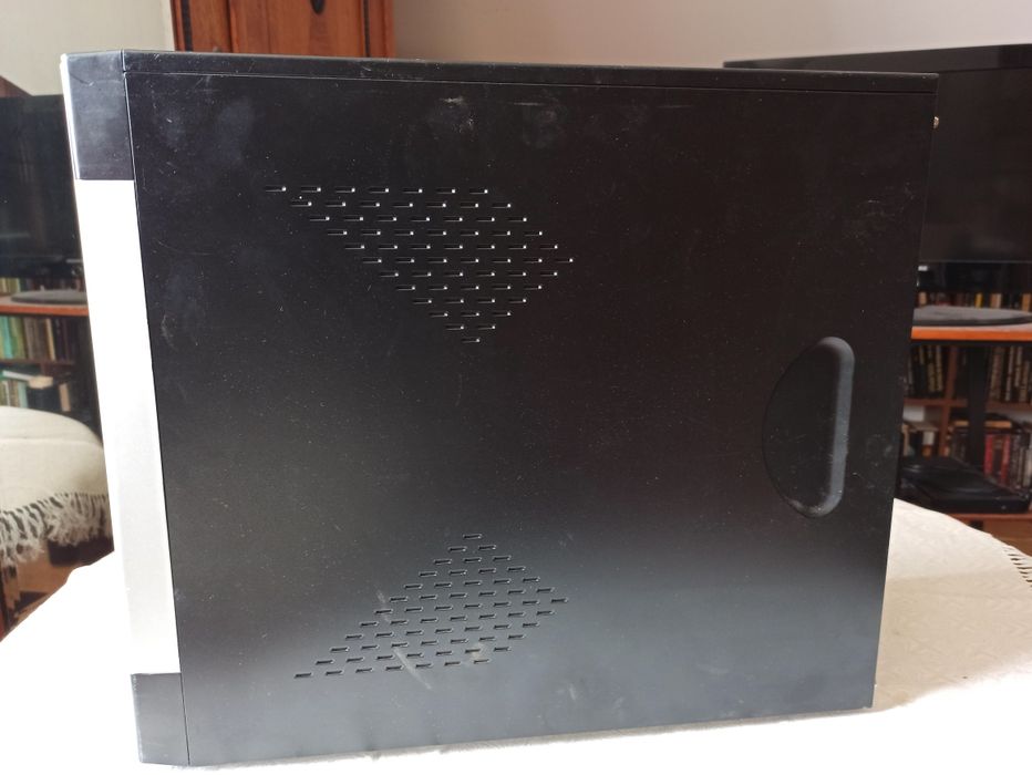 Komputer stacjonarny