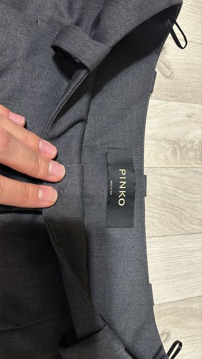 Спідниця бренду Pinko