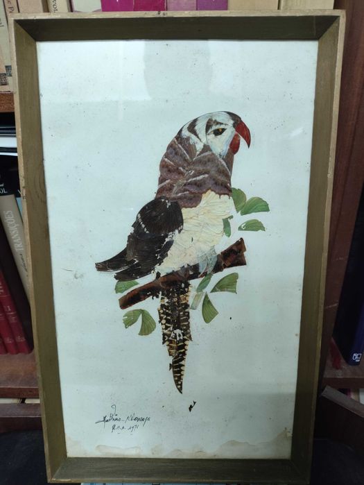 2 quadro antigos feitos em folhas e penas assinados vintage