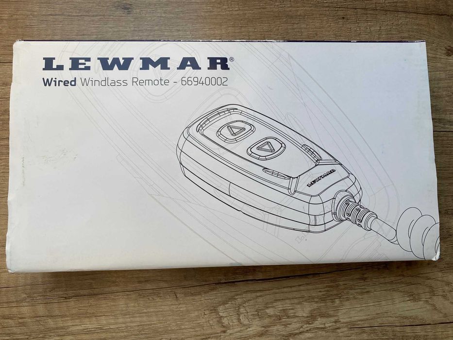 Lewmar Przewodowy pilot do windy
