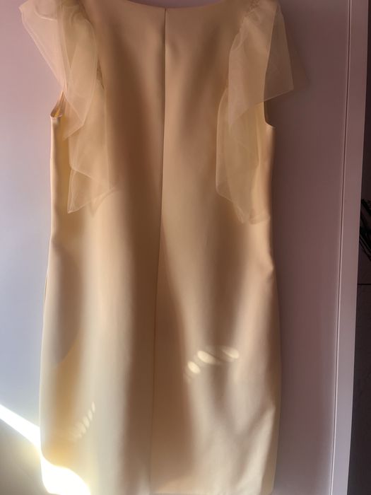 Śliczna nowa sukienka S