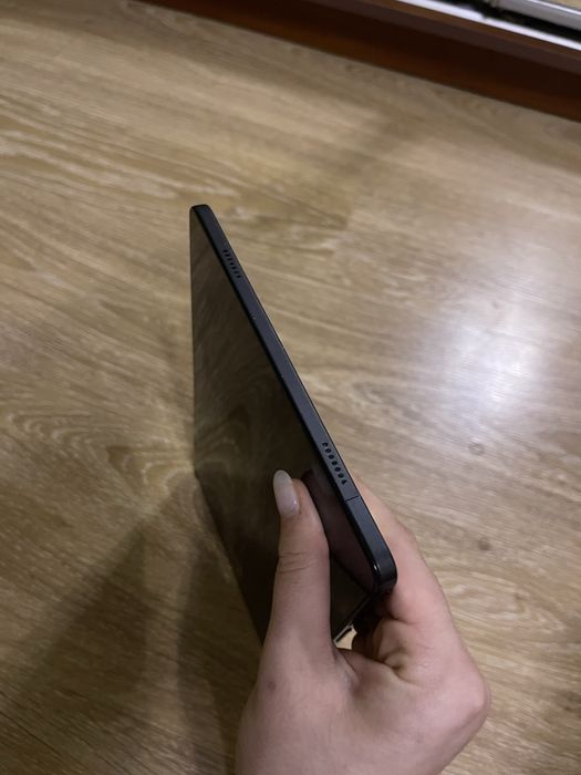 Планшет самунг Galaxy tab a9+