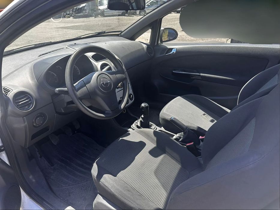 Opel Corsa D 1.3 CDTI Van de 2008 para peças