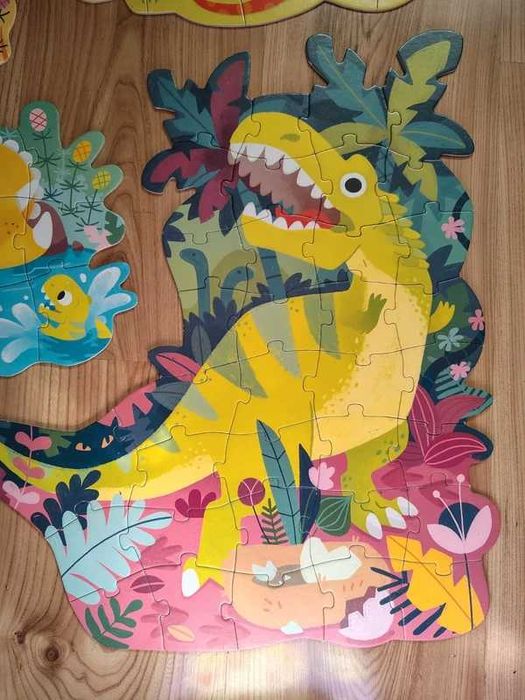 Duże Puzzle 4w1 | CzuCzu | 3+ | Dinozaury (4 obrazki) 71 elementów
