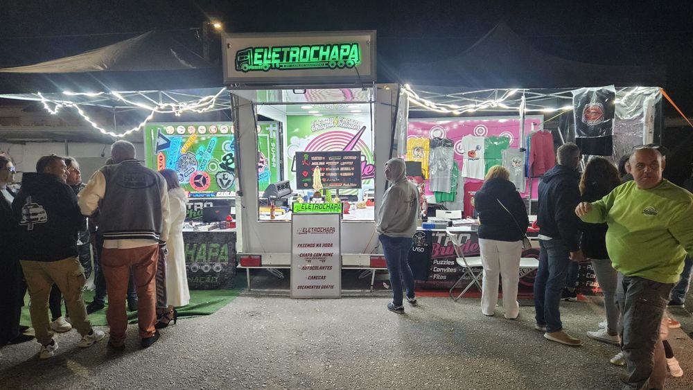 Atrelado venda ambulante