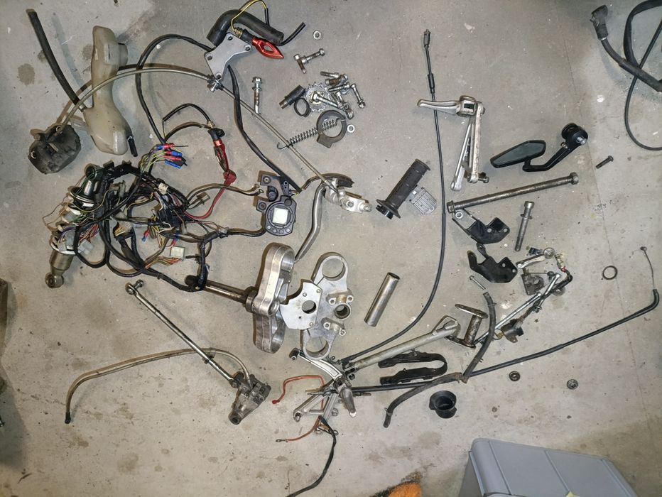 Derbi GPR nude 50 czesci