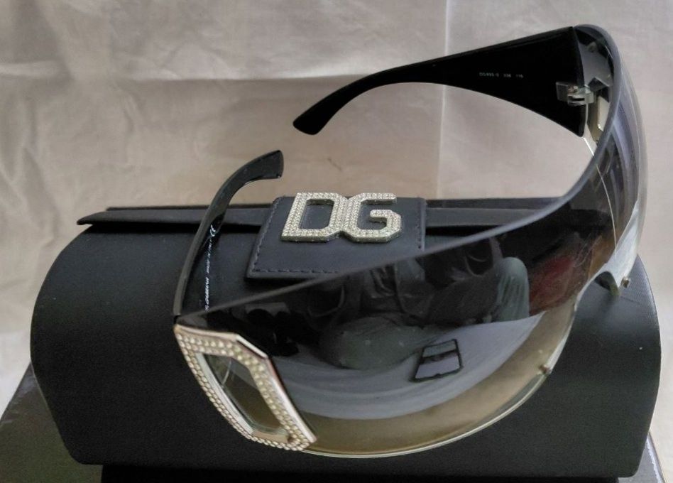 Солнцезащитные очки Dolce & Gabbana DG 893 с большим лого и стразами в стиле Y2K. Винтаж. Оригинал