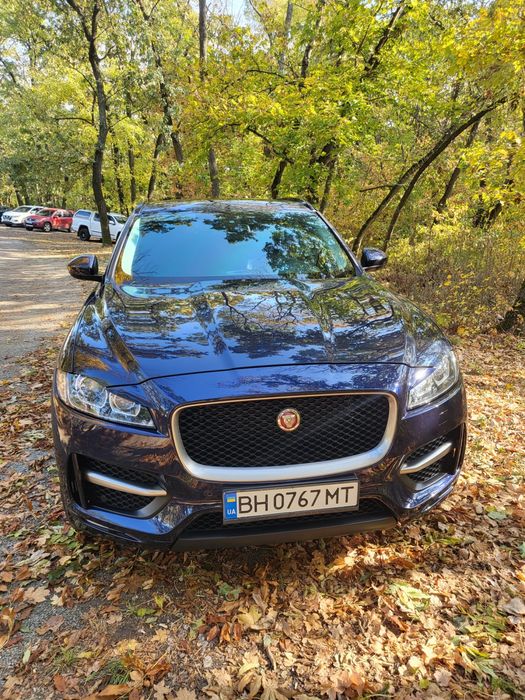 Автомобіль Jaguar F - Pace 2017