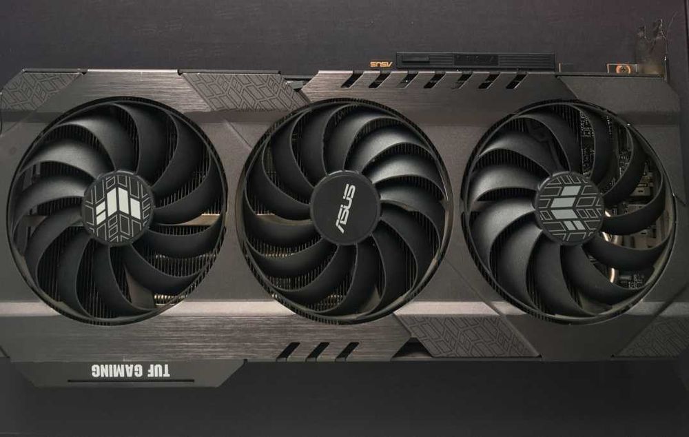 продам видеокарту ASUS TUF RX 6700 XT  12GB