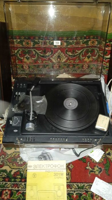 продам єлектрофон радиотехника=301м