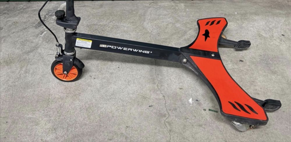 Trotinete 3 rodas PowerWing rotativa como NOVA