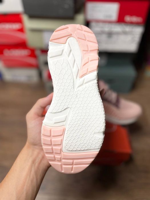 Кросівки - Loap, розмір 35.