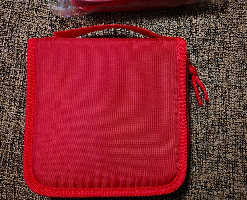 Новый органайзер, сумка, холдер для компакт дисков