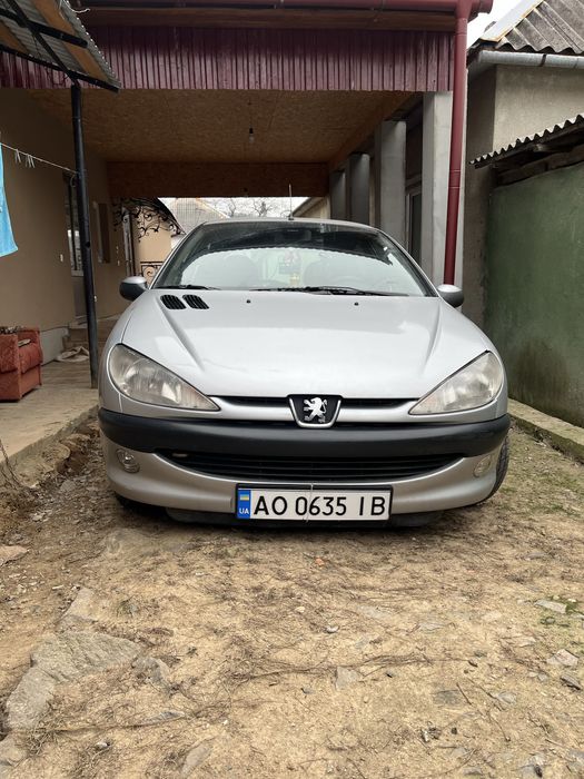 Peugeor 206 1.4 бензин Автомат гідравліка