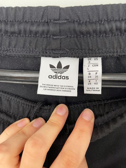Spodnie dresowe ADIDAS ADICOLOR SST na sprzedaż S dla kobiet