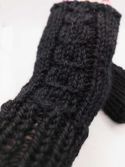 Czarne mitenki; rękawiczki; 100% wełna; handmade