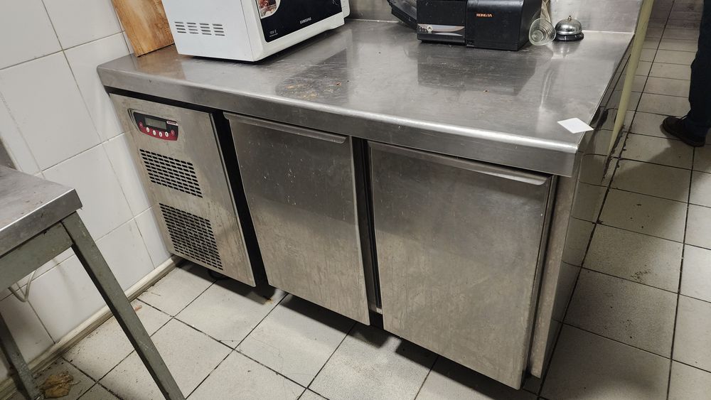 Холодильники з ресторану
