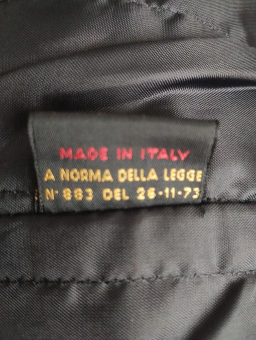 Nowa skórzana kurtka