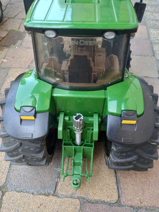 Traktor John Deere Bruder