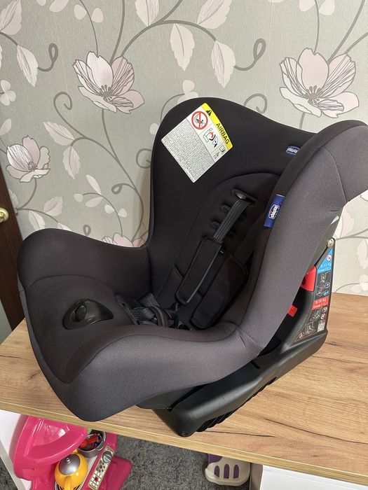 Автокрісло Chicco Cosmos