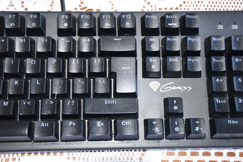 Klawiatura Genesis –Thor 300 RGB przewodowa | dla graczy i do pracy |