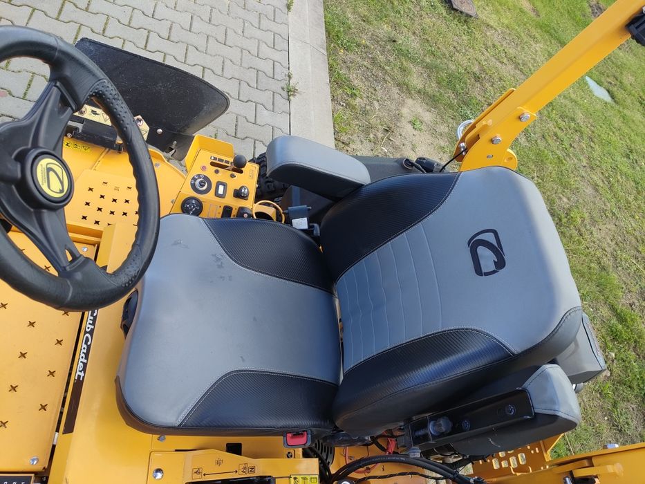 traktor ogrodowy cub Cadet  Z9 183 ID kawasaki  demo