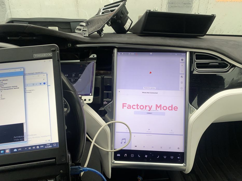 Tesla 3/S/X/Y прошивка, відновлення Ключ карт, SRS crash, Vcfront